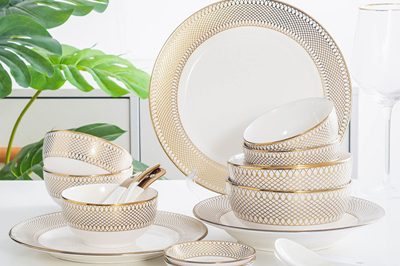 400 Royal China Dinner Set Gold Dinnerware Set (3)