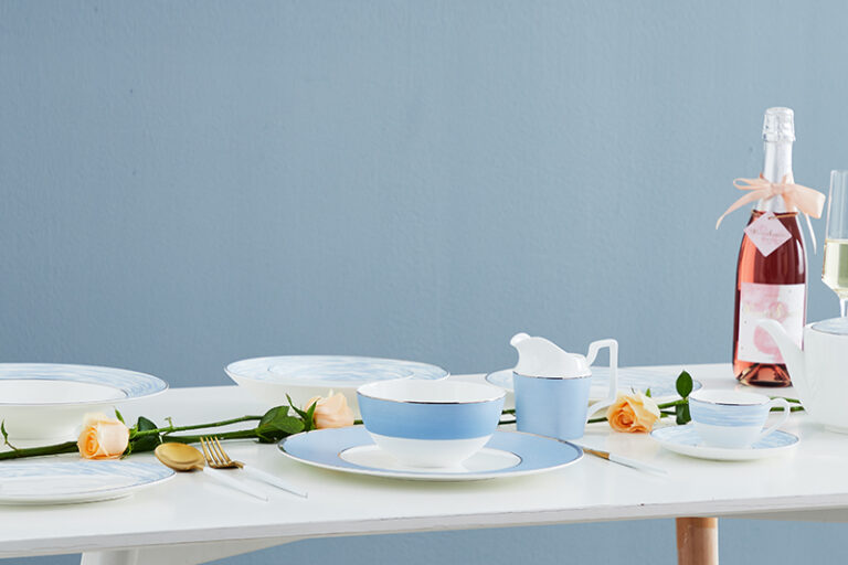 Glazed Porcelain Bone China Dinner Set (2)