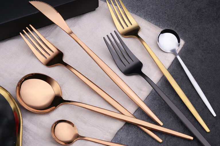 Travel Gold Plated Forks and Knives Stainless Steel Flatware (1)