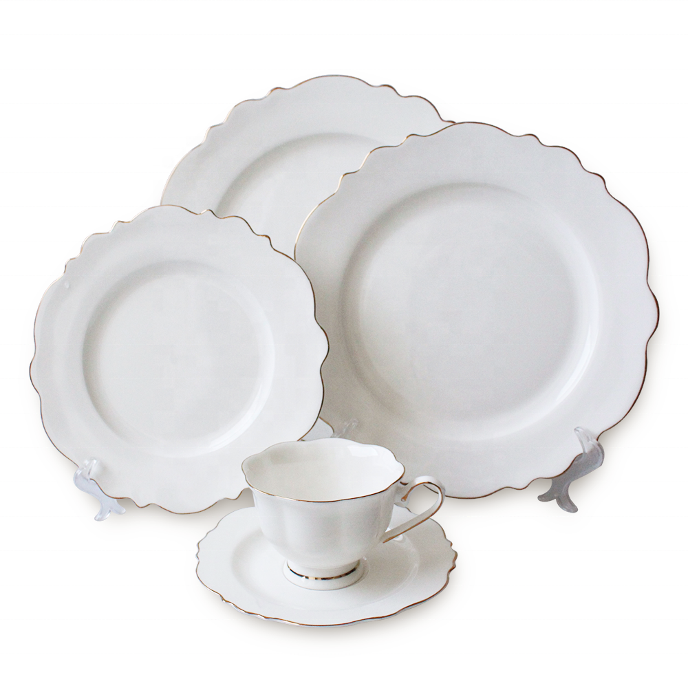 Wholesale bone China dinnerware set