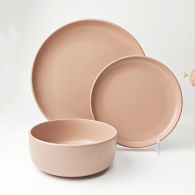 Colorful Ceramic Dinner Set for Home Use – Wholesale Vibrant Tableware