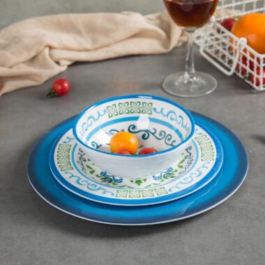 Vintage Modern Farmhouse Melamine Crockery Set in Rustic Style