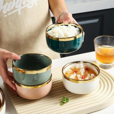 Modern ceramic bowls for kitchen use in minimal crockery design