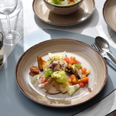 Reusable Melamine Crockery Dinnerware Set for Modern Dining