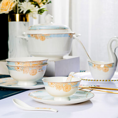 Luxury European Floral Crockery Dinner Set – Porcelain Tableware