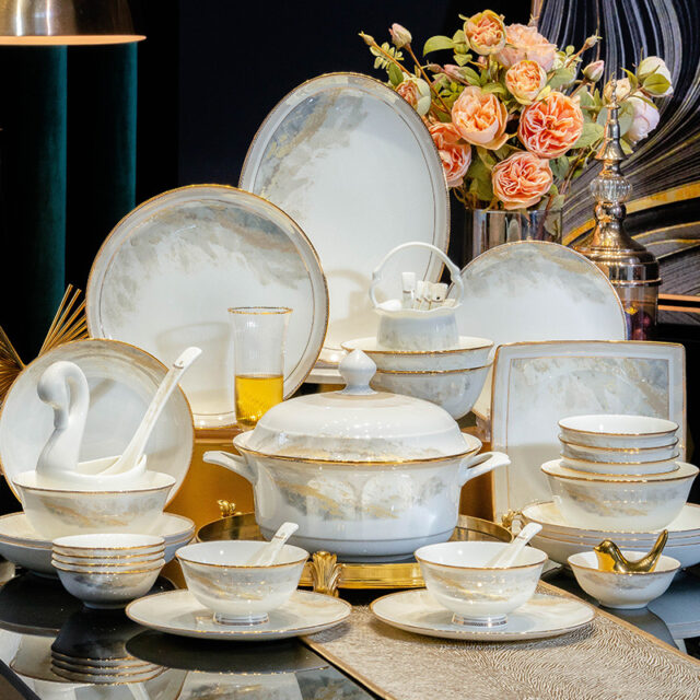 Lightweight Luxury Home Dinner Set for Wholesale
