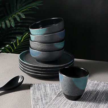 Modern luxury melamine dinnerware set with plates and bowls
