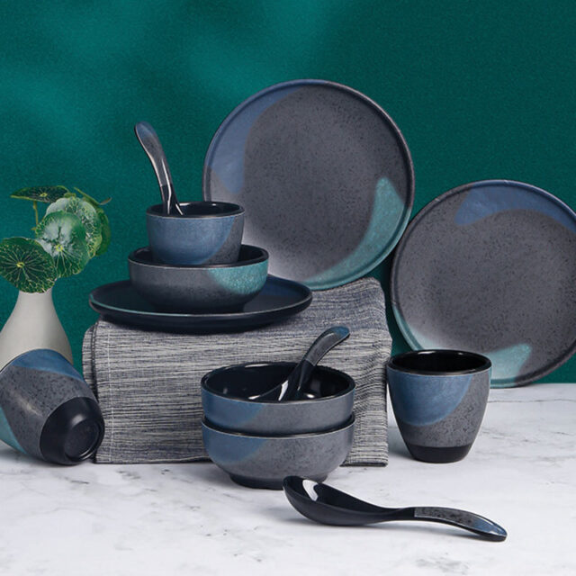 Modern luxury melamine dinnerware set with plates and bowls