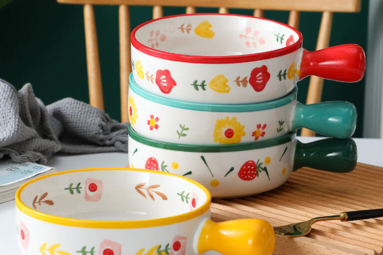 Hand-painted crockery bowl with vibrant handle for kitchen use (5) Cute ceramic bowl with colorful handle and printed pattern