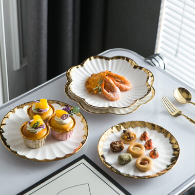 Luxury gold rim crockery plates and dishes – modern porcelain tableware