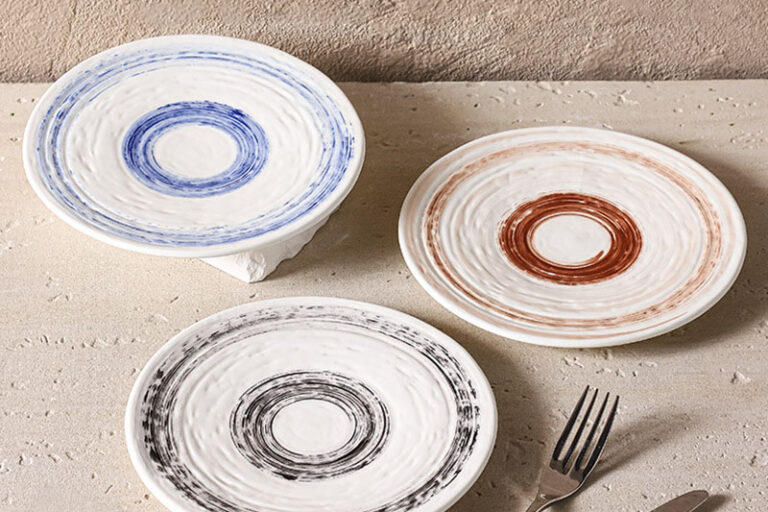 Rustic Japanese-style vintage crockery for everyday home dining (3) Japanese retro ceramic crockery plates and dishes