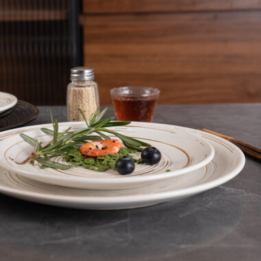 Japanese retro ceramic crockery plates and dishes