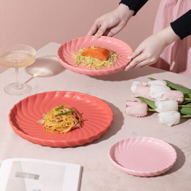 Nordic-style creative crockery plates for modern homes