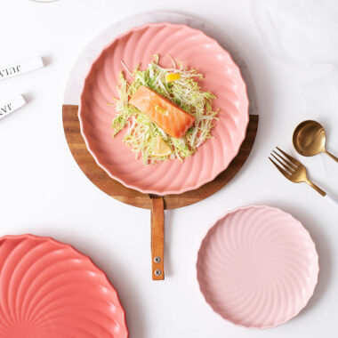 Nordic-style creative crockery plates for modern homes