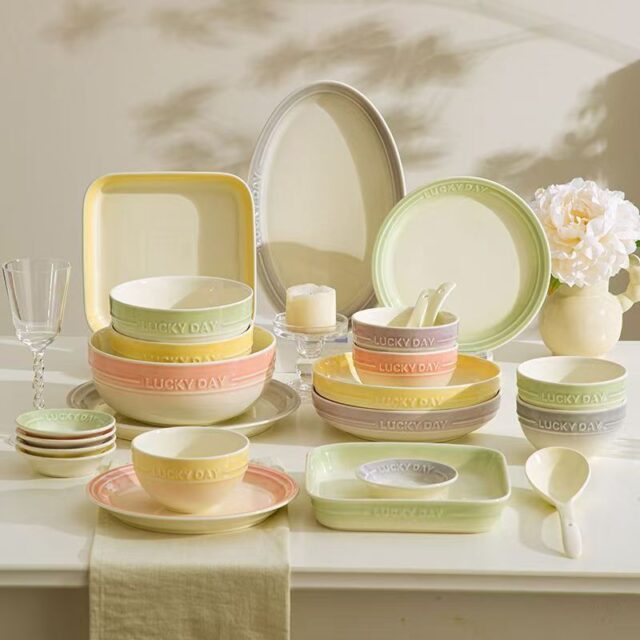 Cute gradient ceramic dinner sets crockery for home