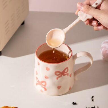 Cute hand-painted ceramic milk coffee mugs crockery