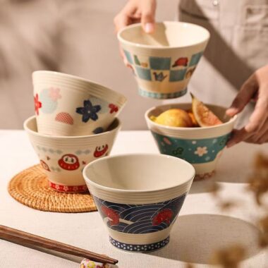 Cute Japanese cone-shaped ceramic bowls crockery