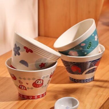 Cute Japanese cone-shaped ceramic bowls crockery