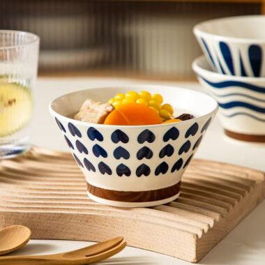 Elegant elevated footed ceramic bowls crockery for home