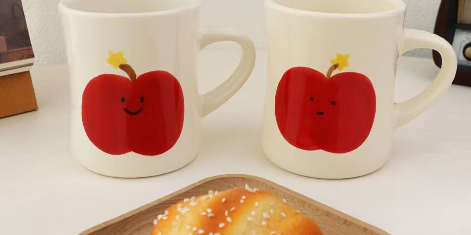 Hand-painted cute flower apple ceramic mugs crockery
