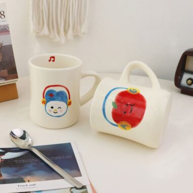 Hand-painted cute flower apple ceramic mugs crockery