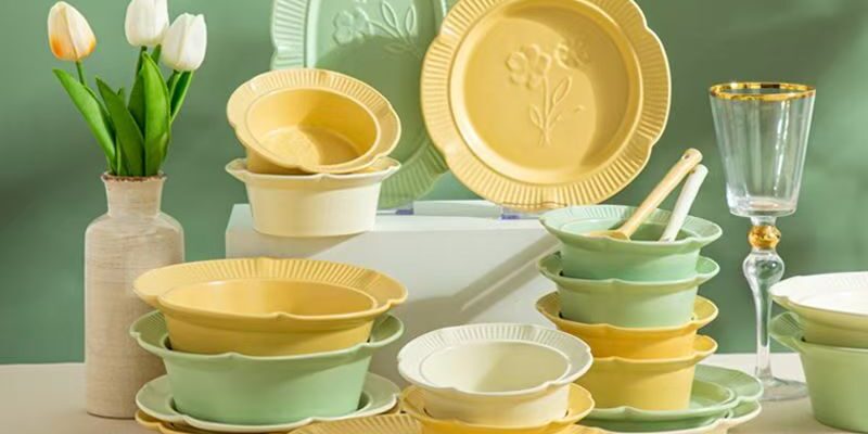 Matte rose embossed ceramic dinner sets crockery for homes