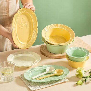 Matte rose embossed ceramic dinner sets crockery for homes