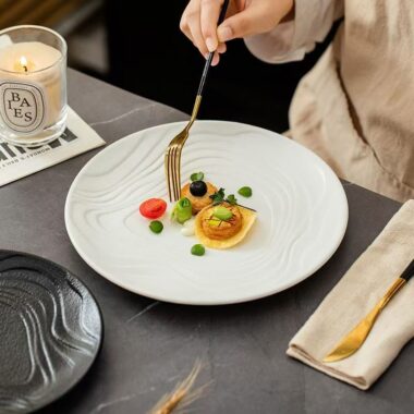 Matte wave-texture ceramic plates & dishes crockery
