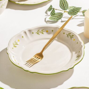 Premium underglaze ceramic dinner sets crockery for home