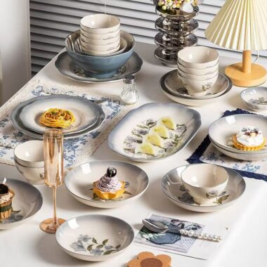 Stylish underglaze color ceramic crockery dinner sets for home