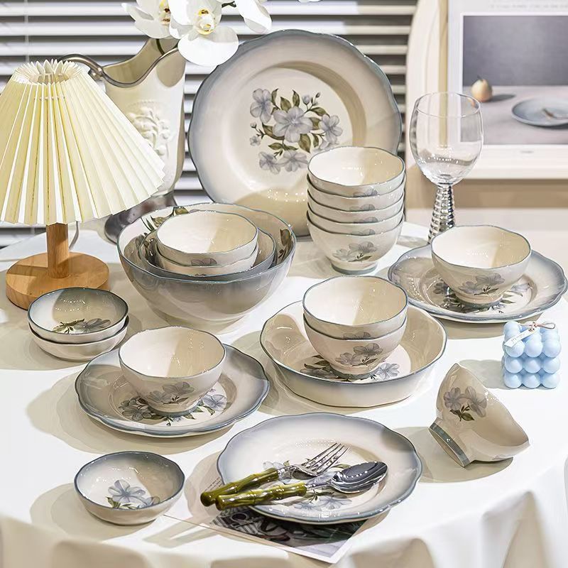 Stylish underglaze color ceramic crockery dinner sets for home