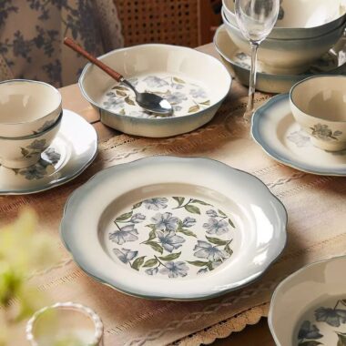 Stylish underglaze color ceramic crockery dinner sets for home