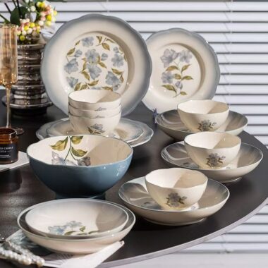 Stylish underglaze color ceramic crockery dinner sets for home