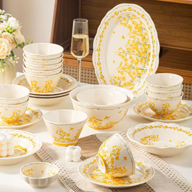 Sunny floral underglaze cream crockery dinner sets