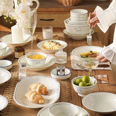 Vintage underglaze animal pattern crockery dinner sets