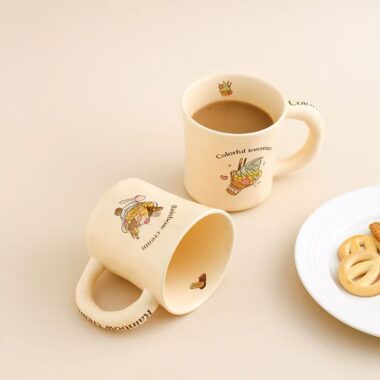 Vintage cream ice-cream ceramic cups & mugs crockery