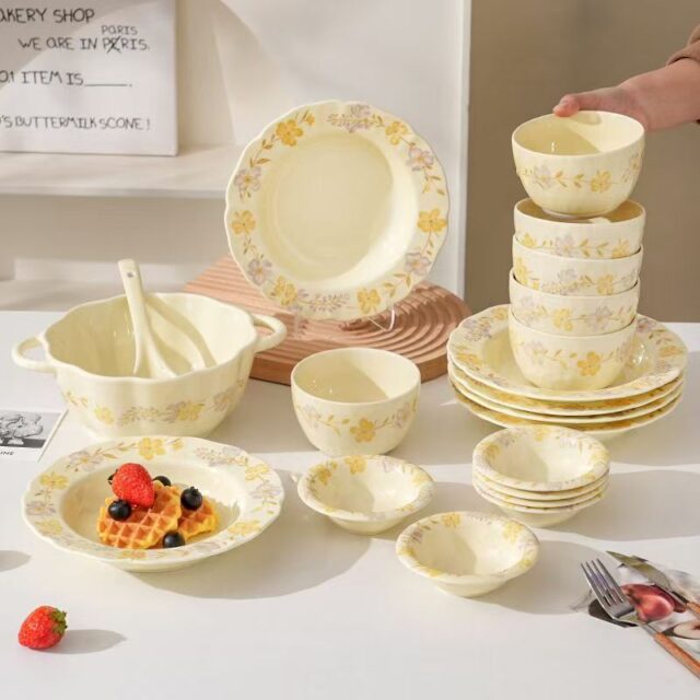 High quality cream floral ceramic crockery dinner sets