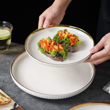Luxury gold rim ceramic crockery plates for home use