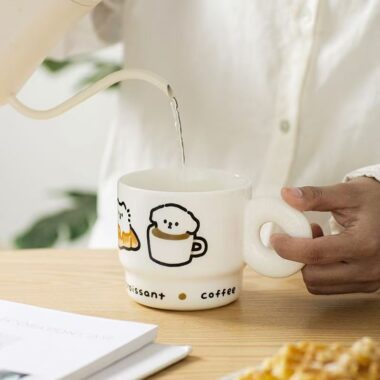 Cute cartoon heat resistant ceramic crockery mugs for use