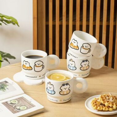Cute cartoon heat resistant ceramic crockery mugs for use