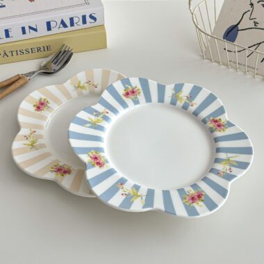 Cute petal ceramic crockery plates for dessert and breakfast