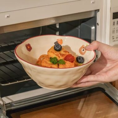 Cute underglaze ceramic crockery ramen bowls for home use