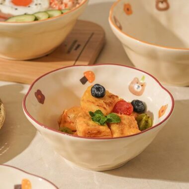 Cute underglaze ceramic crockery ramen bowls for home use