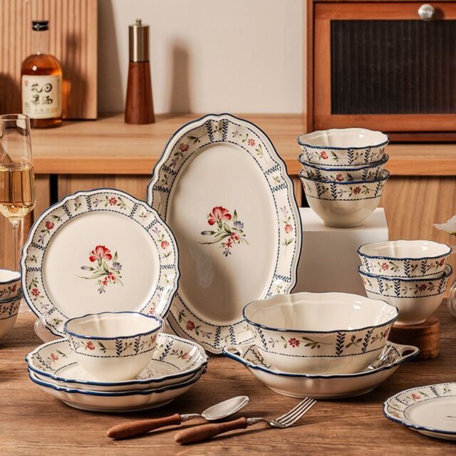 Luxury floral ceramic crockery dinner sets for wedding gifts