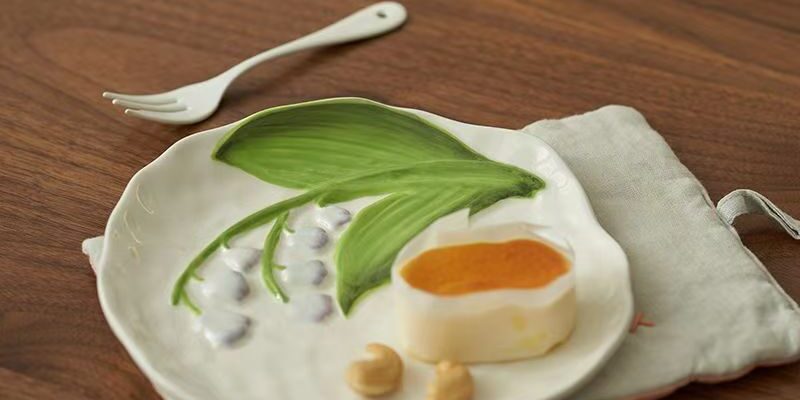 French embossed ceramic crockery plates for home dining