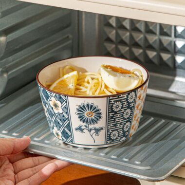 Japanese aesthetic ceramic crockery bowls for home dining