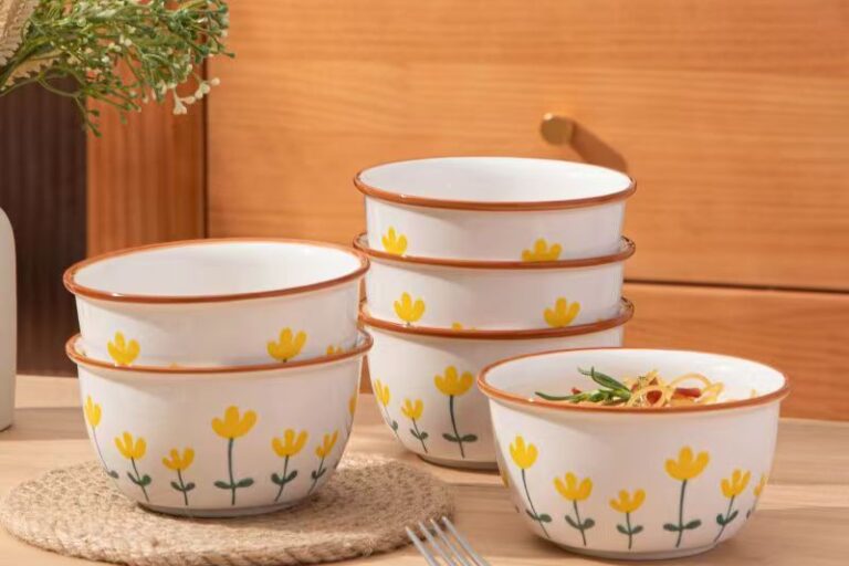 Japanese Underglaze Crockery Bowls (7) Japanese underglaze heat resistant ceramic crockery bowls