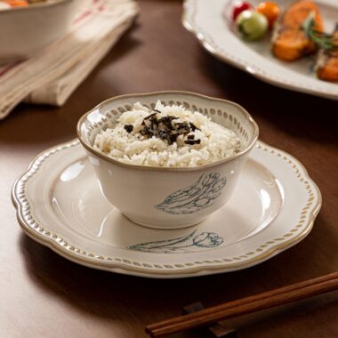 Vintage tulip underglaze ceramic crockery bowls for home