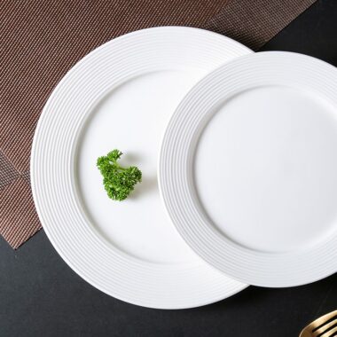 Pure white ribbed ceramic crockery pasta plates for home