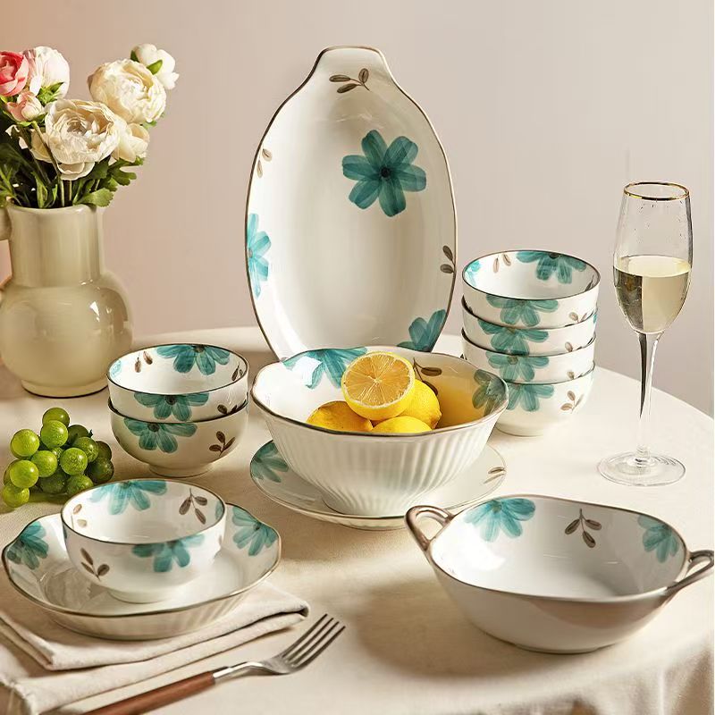 Hot selling blue floral ceramic crockery dinner sets for home
